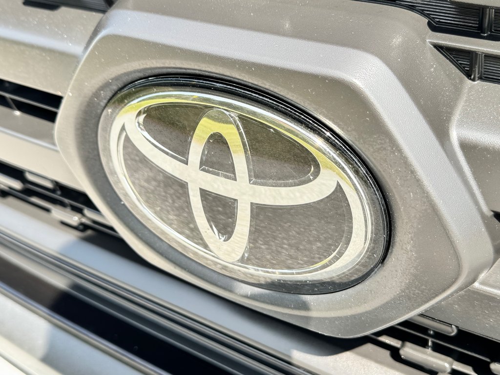 2019 Toyota RAV4 TRAIL / LE MOINS CHER DU NET POINT FINAL / in Thetford Mines, Quebec - 12 - w1024h768px