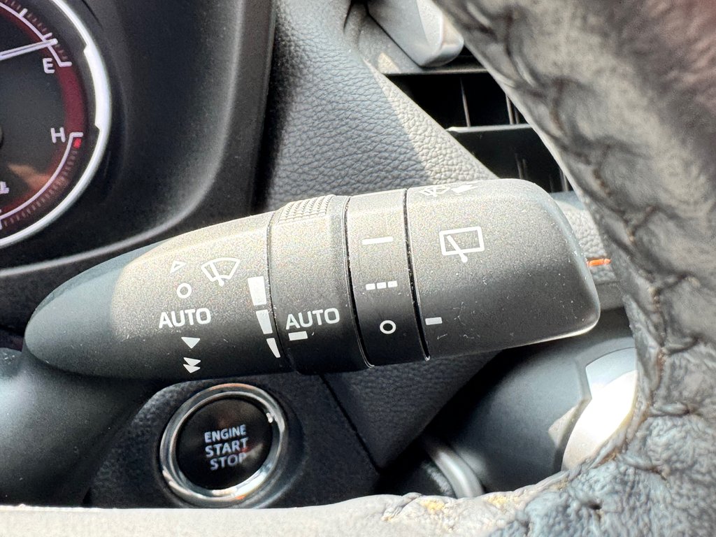 2019 Toyota RAV4 TRAIL / LE MOINS CHER DU NET POINT FINAL / in Thetford Mines, Quebec - 40 - w1024h768px