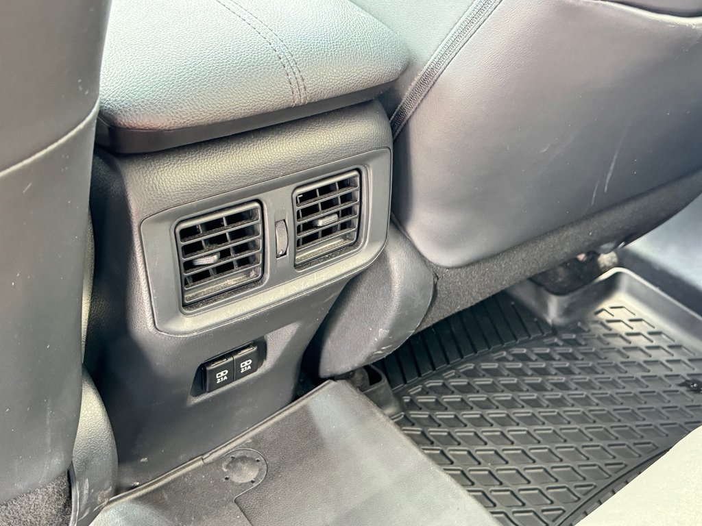 2019 Toyota RAV4 TRAIL / LE MOINS CHER DU NET POINT FINAL / in Thetford Mines, Quebec - 61 - w1024h768px