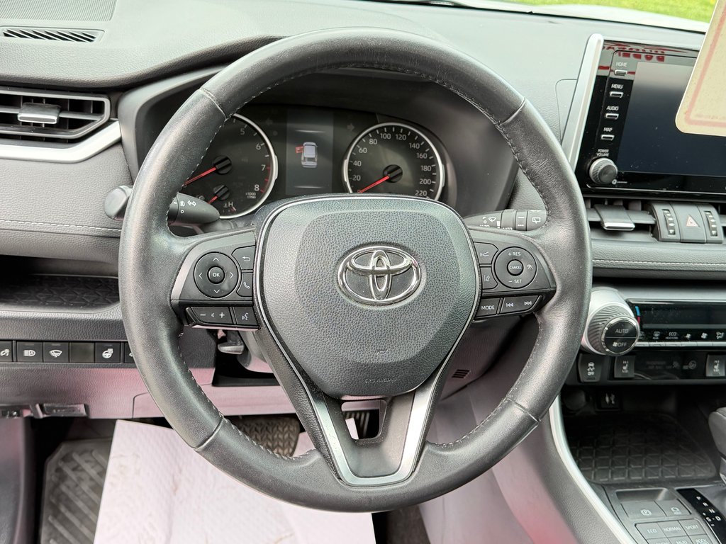 2019 Toyota RAV4 XLE PREMIUM AWD / 42,192KM SEULEMENT / PAS CHER / in Thetford Mines, Quebec - 37 - w1024h768px
