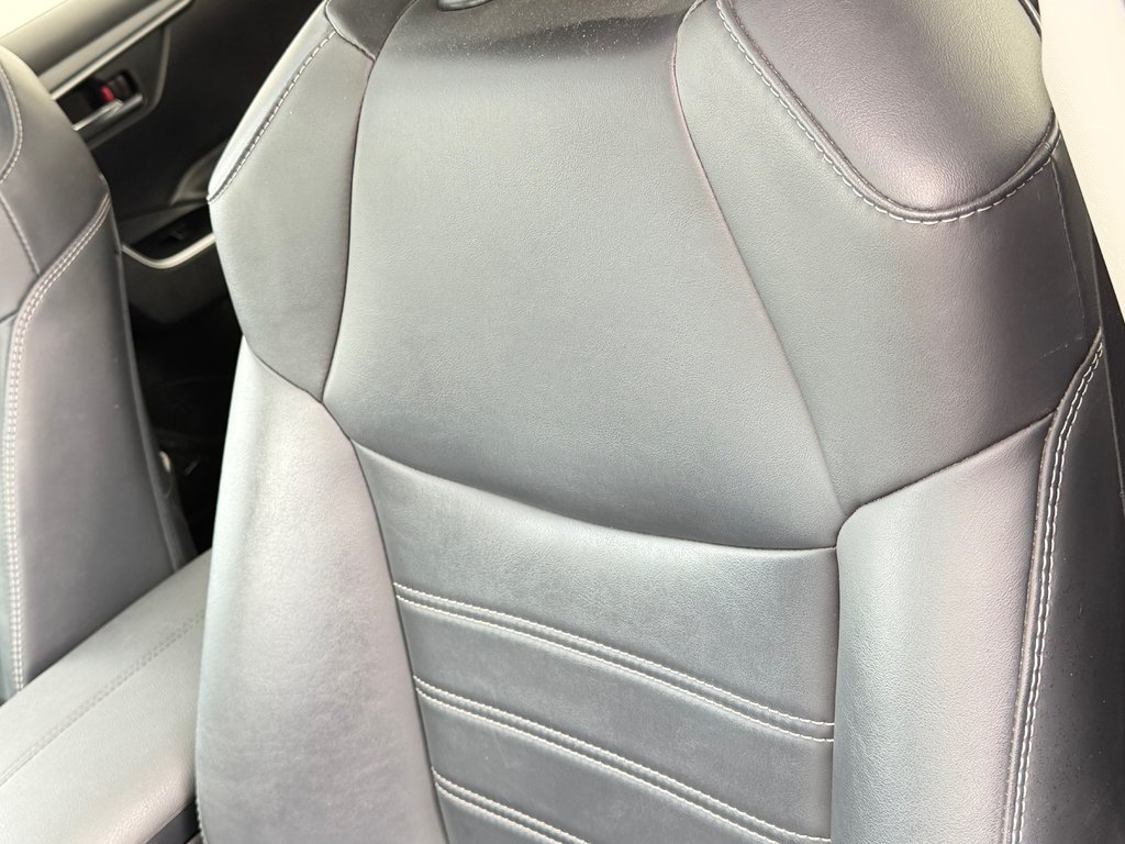 2019 Toyota RAV4 XLE PREMIUM AWD / 42,192KM SEULEMENT / PAS CHER / in Thetford Mines, Quebec - 35 - w1024h768px