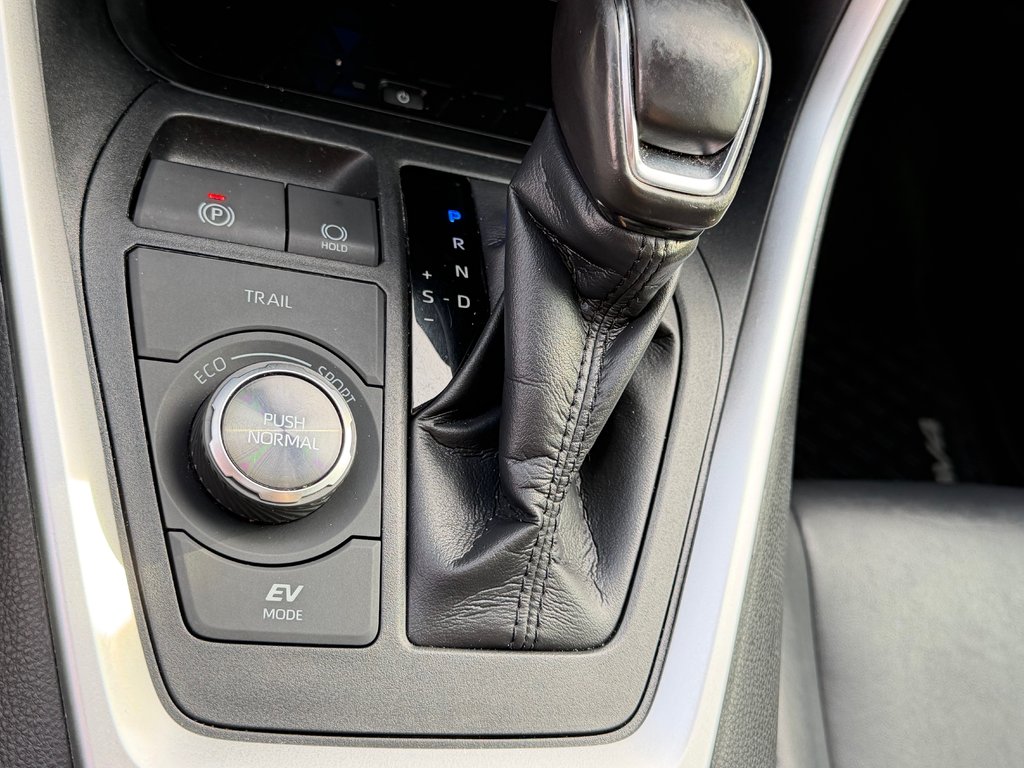 Toyota RAV4 HYB. XSE GROUPE TECH / TAG / TRÈS ÉCONOMIQUE / 2019 à Thetford Mines, Québec - 55 - w1024h768px