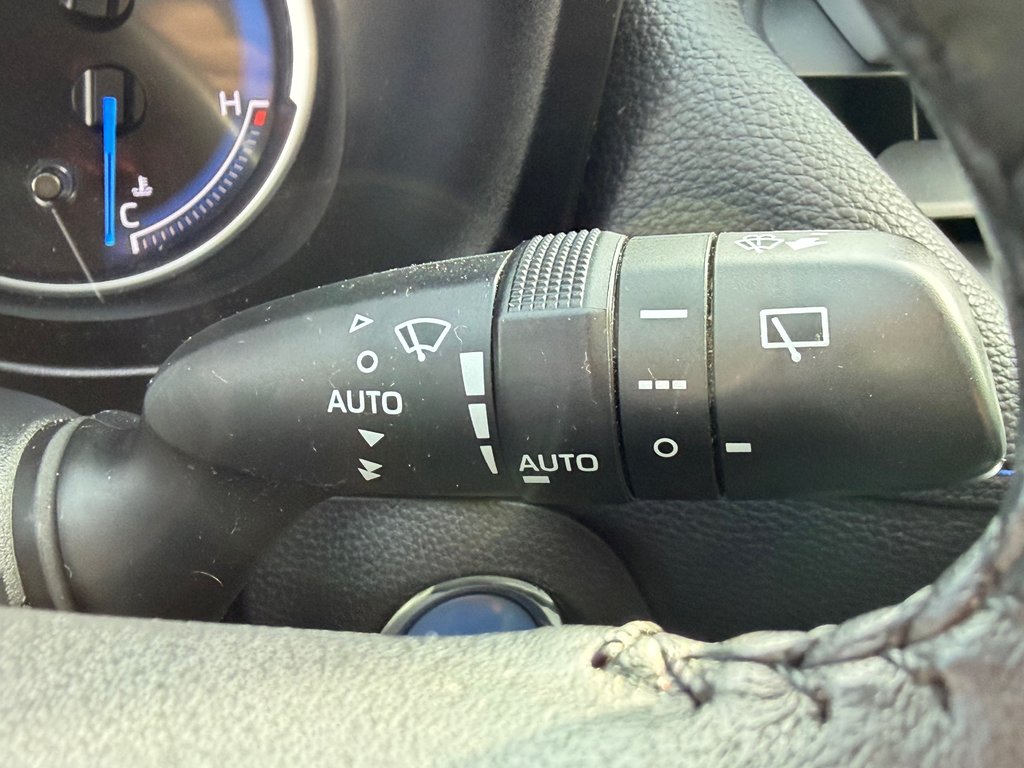 Toyota RAV4 HYB. XSE GROUPE TECH / TAG / TRÈS ÉCONOMIQUE / 2019 à Thetford Mines, Québec - 45 - w1024h768px