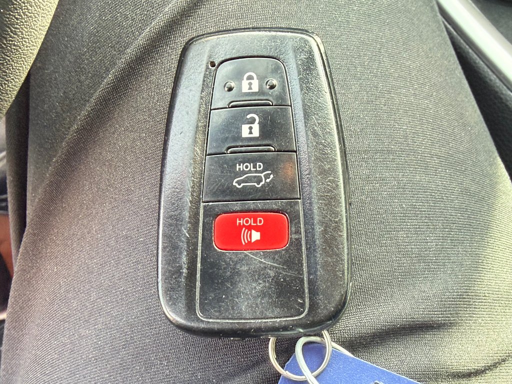 Toyota RAV4 HYB. XSE GROUPE TECH / TAG / TRÈS ÉCONOMIQUE / 2019 à Thetford Mines, Québec - 61 - w1024h768px