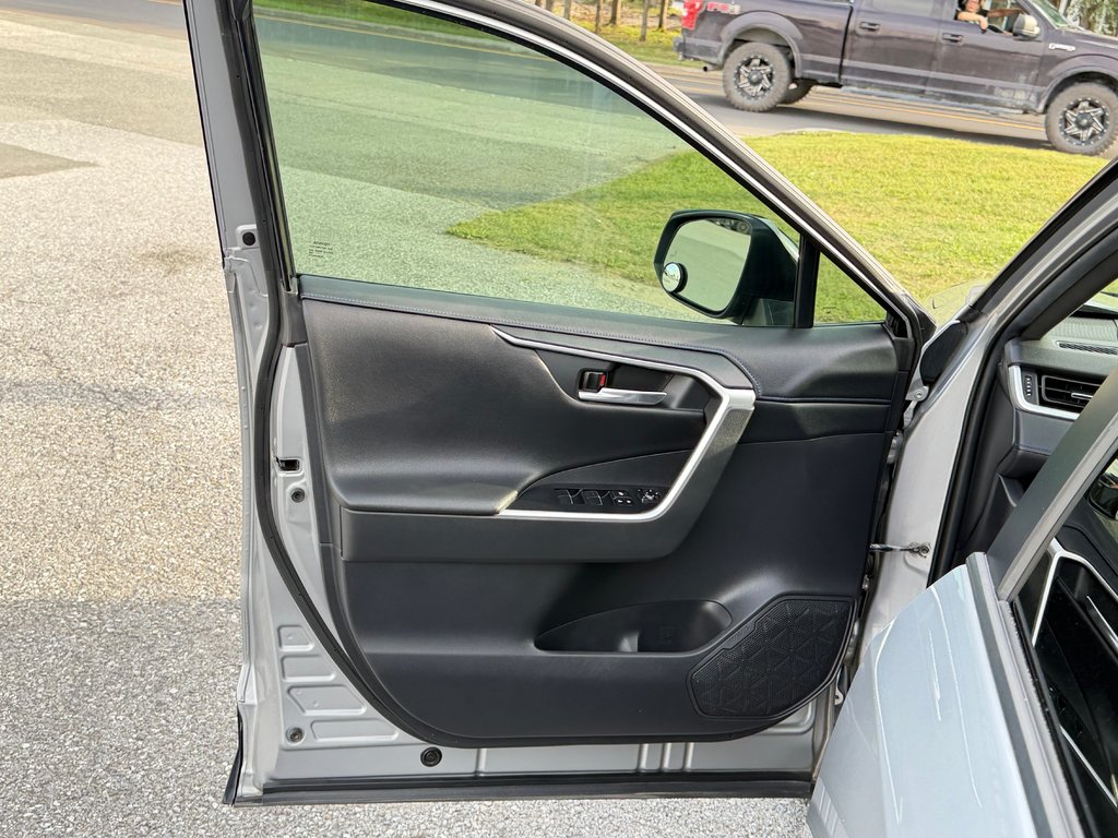 Toyota RAV4 HYB. XSE GROUPE TECH / TAG / TRÈS ÉCONOMIQUE / 2019 à Thetford Mines, Québec - 34 - w1024h768px