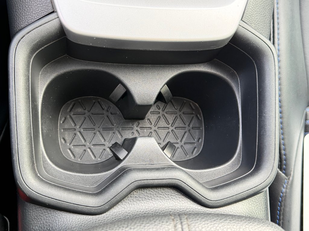 Toyota RAV4 HYB. XSE GROUPE TECH / TAG / TRÈS ÉCONOMIQUE / 2019 à Thetford Mines, Québec - 56 - w1024h768px