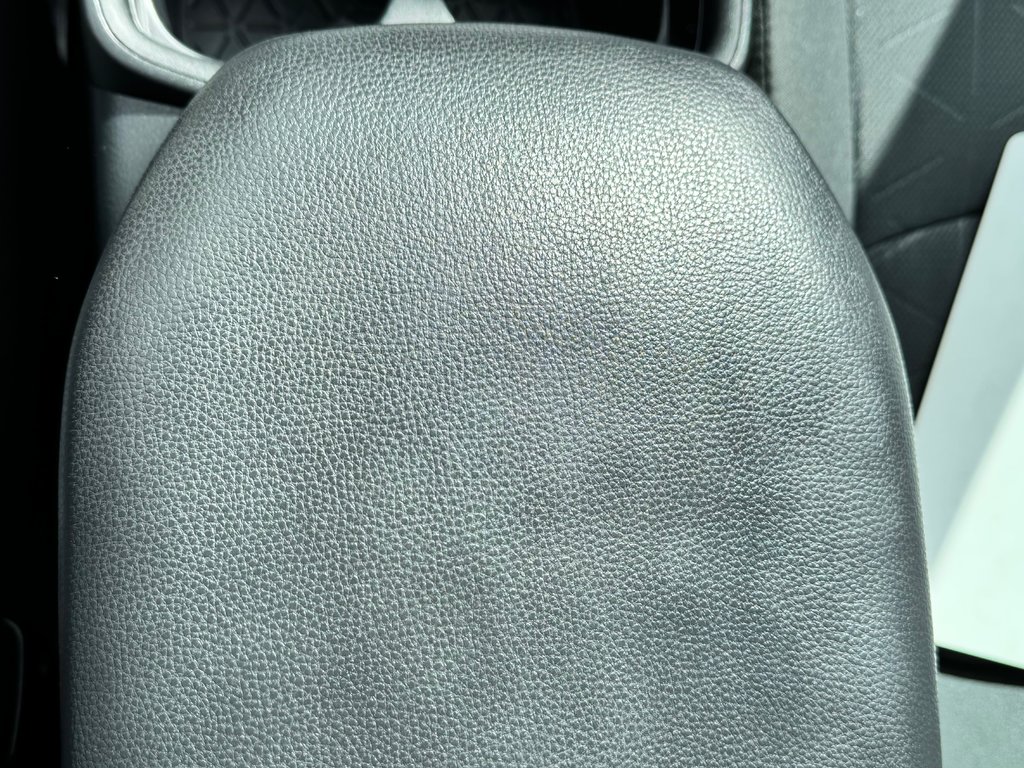 Toyota RAV4 LE AWD / TRÈS BAS KILOS / AUBAINE !!!!!!!!! 2020 à Thetford Mines, Québec - 46 - w1024h768px