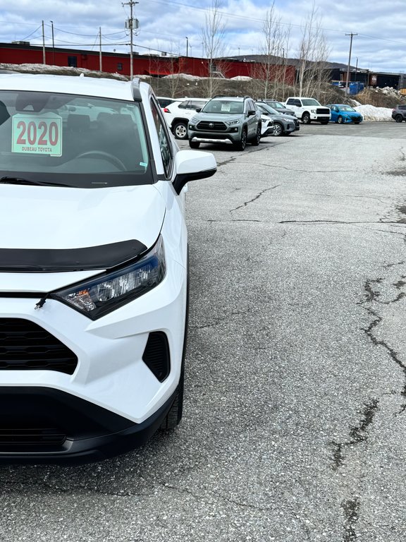 Toyota RAV4 LE AWD / TRÈS BAS KILOS / AUBAINE !!!!!!!!! 2020 à Thetford Mines, Québec - 9 - w1024h768px