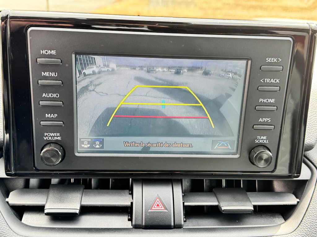 Toyota RAV4 LE AWD / TRÈS BAS KILOS / AUBAINE !!!!!!!!! 2020 à Thetford Mines, Québec - 41 - w1024h768px