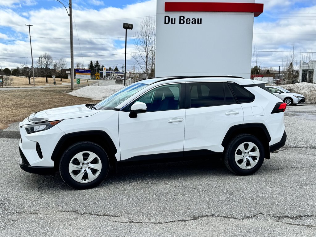 Toyota RAV4 LE AWD / TRÈS BAS KILOS / AUBAINE !!!!!!!!! 2020 à Thetford Mines, Québec - 7 - w1024h768px