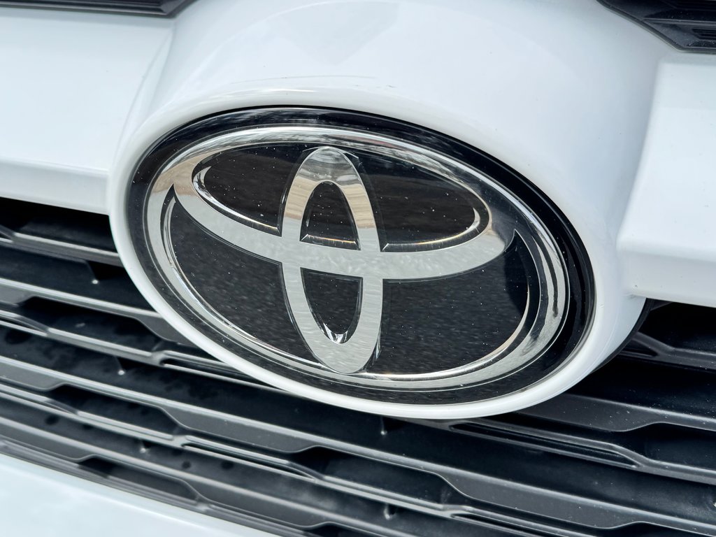 Toyota RAV4 LE AWD / TRÈS BAS KILOS / AUBAINE !!!!!!!!! 2020 à Thetford Mines, Québec - 11 - w1024h768px