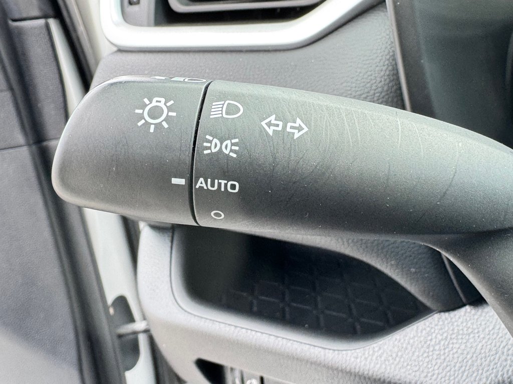 Toyota RAV4 LE AWD / TRÈS BAS KILOS / AUBAINE !!!!!!!!! 2020 à Thetford Mines, Québec - 36 - w1024h768px