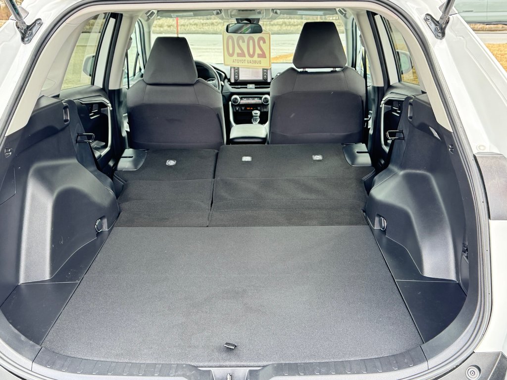 Toyota RAV4 LE AWD / TRÈS BAS KILOS / AUBAINE !!!!!!!!! 2020 à Thetford Mines, Québec - 55 - w1024h768px