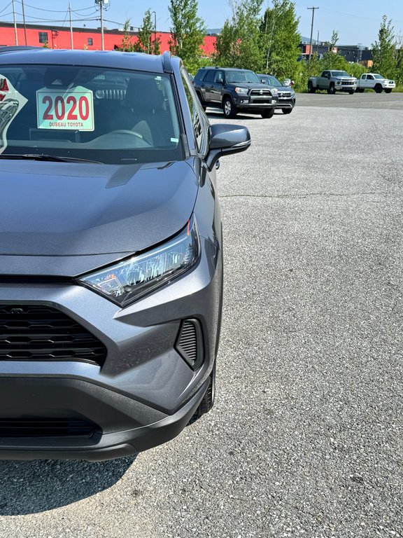Toyota RAV4 LE AWD / BAS KILOS / PEA 23-09-25=100KM / 2020 à Thetford Mines, Québec - 9 - w1024h768px