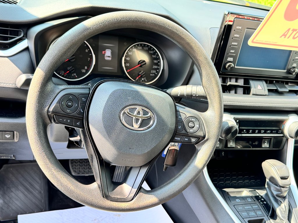 Toyota RAV4 LE AWD / BAS KILOS / PEA 23-09-25=100KM / 2020 à Thetford Mines, Québec - 32 - w1024h768px