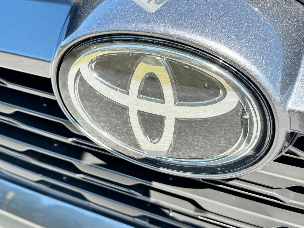Toyota RAV4 LE AWD / MEILLEUR VUS SUR LE MARCHÉ / 2020 à Thetford Mines, Québec - 11 - w1024h768px