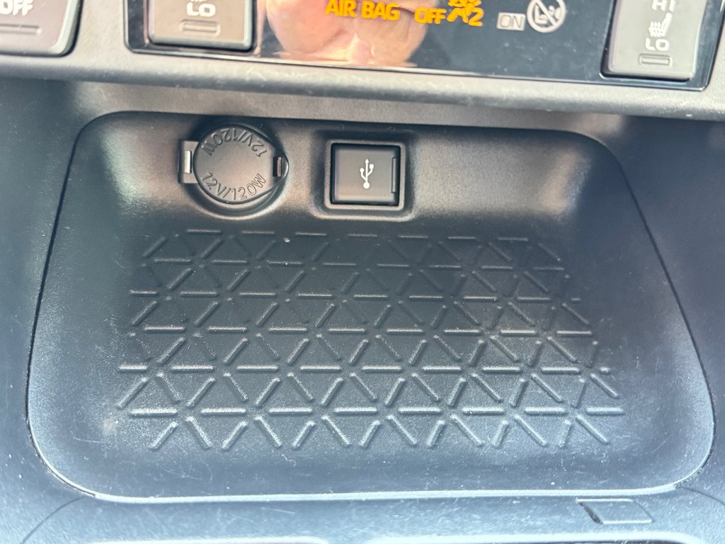 Toyota RAV4 LE AWD / MEILLEUR VUS SUR LE MARCHÉ / 2020 à Thetford Mines, Québec - 42 - w1024h768px