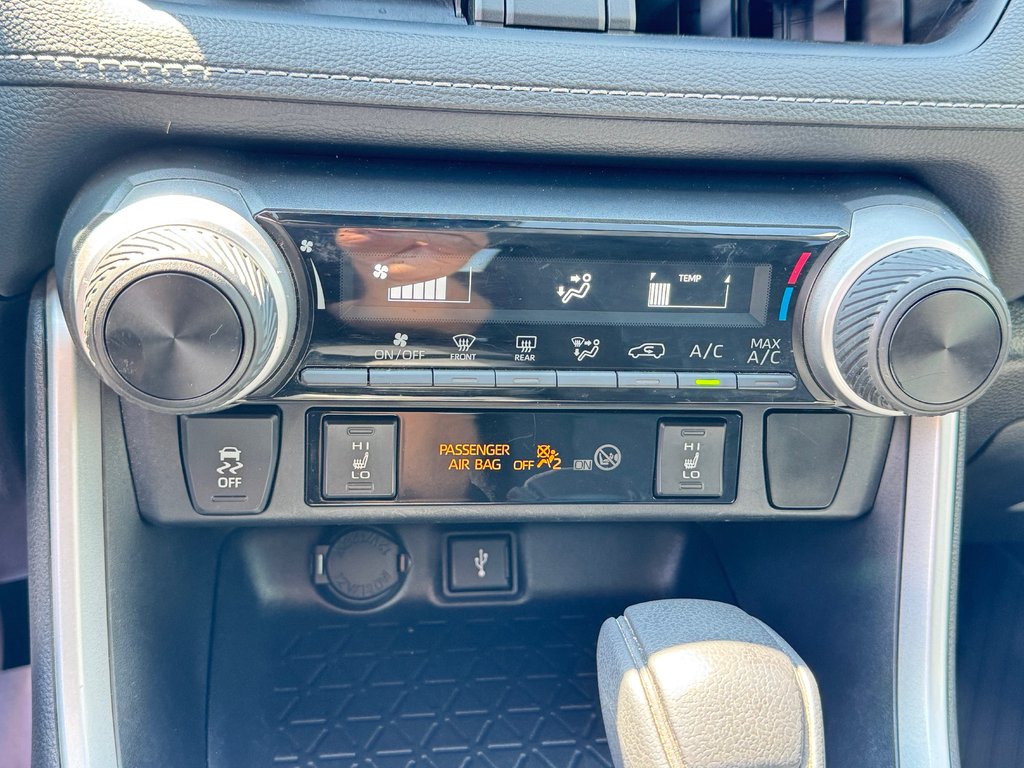 Toyota RAV4 LE AWD / MEILLEUR VUS SUR LE MARCHÉ / 2020 à Thetford Mines, Québec - 40 - w1024h768px