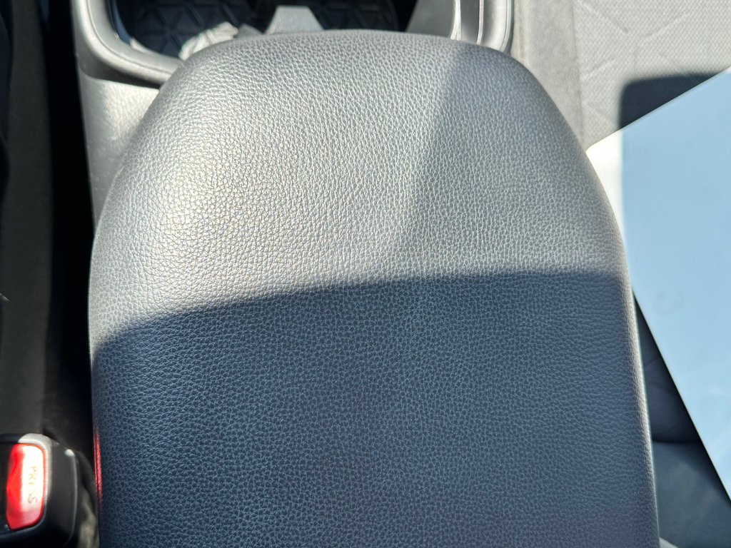 Toyota RAV4 LE AWD / MEILLEUR VUS SUR LE MARCHÉ / 2020 à Thetford Mines, Québec - 46 - w1024h768px