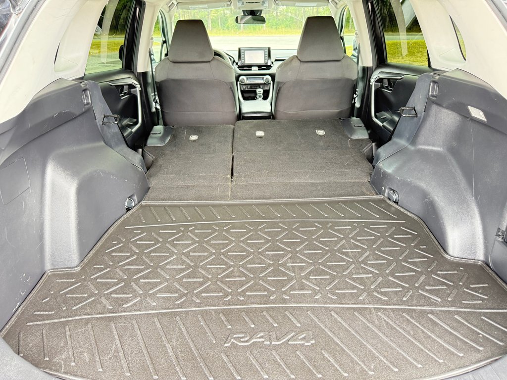 2020 Toyota RAV4 LE/ÉCONOMIQUE/POLYVALENT/BONNE VALEUR DE REVENTE in Thetford Mines, Quebec - 30 - w1024h768px