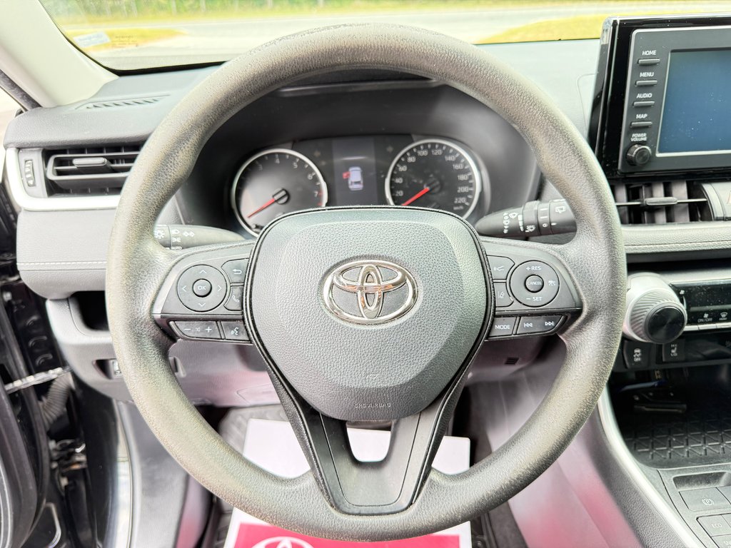 2020 Toyota RAV4 LE/ÉCONOMIQUE/POLYVALENT/BONNE VALEUR DE REVENTE in Thetford Mines, Quebec - 18 - w1024h768px