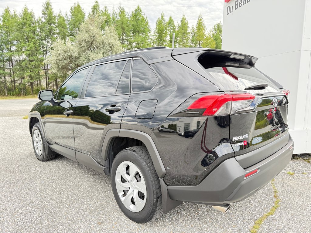 2020 Toyota RAV4 LE/ÉCONOMIQUE/POLYVALENT/BONNE VALEUR DE REVENTE in Thetford Mines, Quebec - 7 - w1024h768px