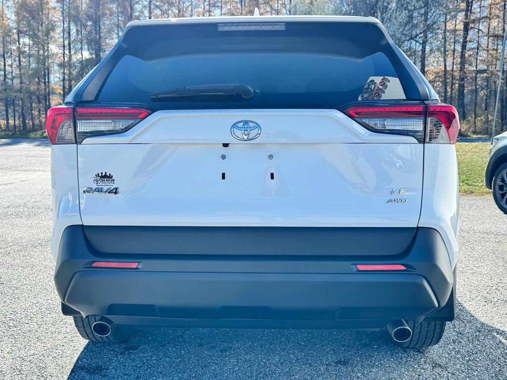 2020 Toyota RAV4 LE AWD / MEILLEUR VALEUR DE REVENTE / ÉCONOMIQUE / in Thetford Mines, Quebec - 24 - w1024h768px