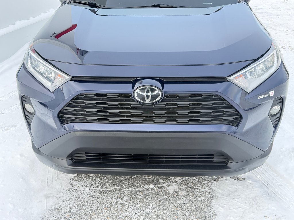 Toyota RAV4 XLE AWD / LE MOINS CHER AU QUÉBEC / T' ATTENDS QUOI ??? / 2020 à Thetford Mines, Québec - 13 - w1024h768px
