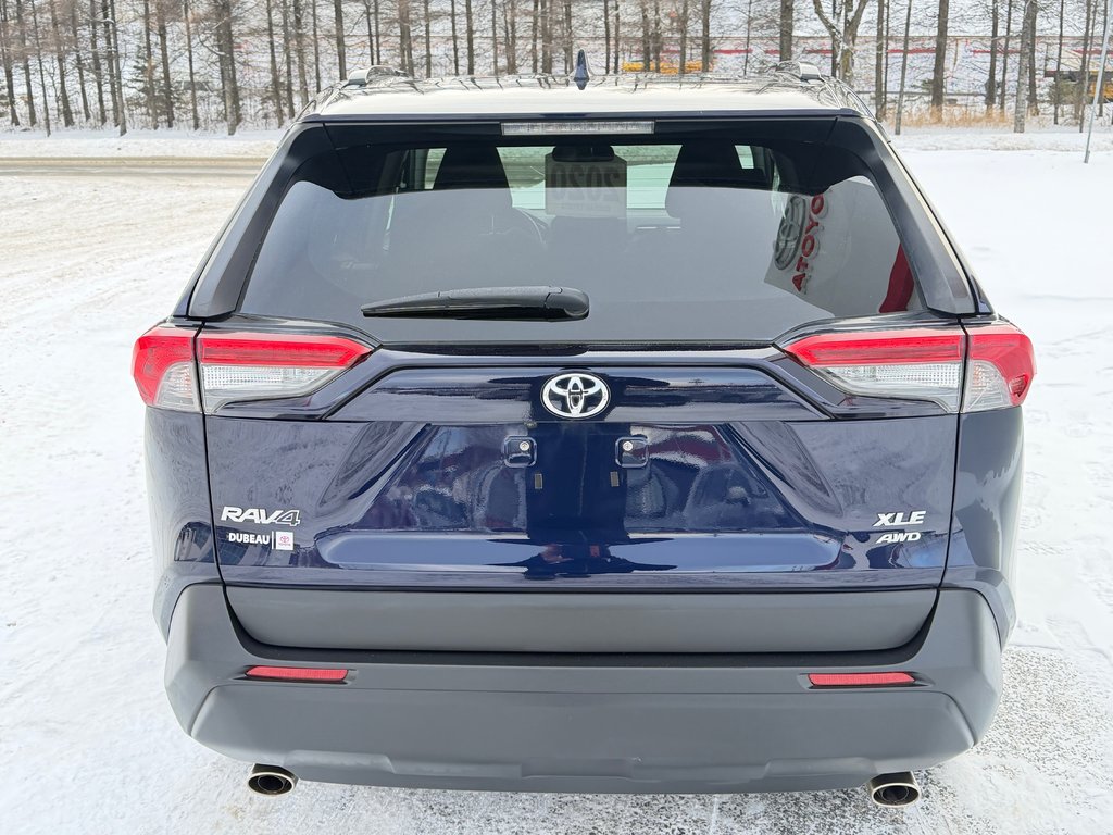 Toyota RAV4 XLE AWD / LE MOINS CHER AU QUÉBEC / T' ATTENDS QUOI ??? / 2020 à Thetford Mines, Québec - 5 - w1024h768px
