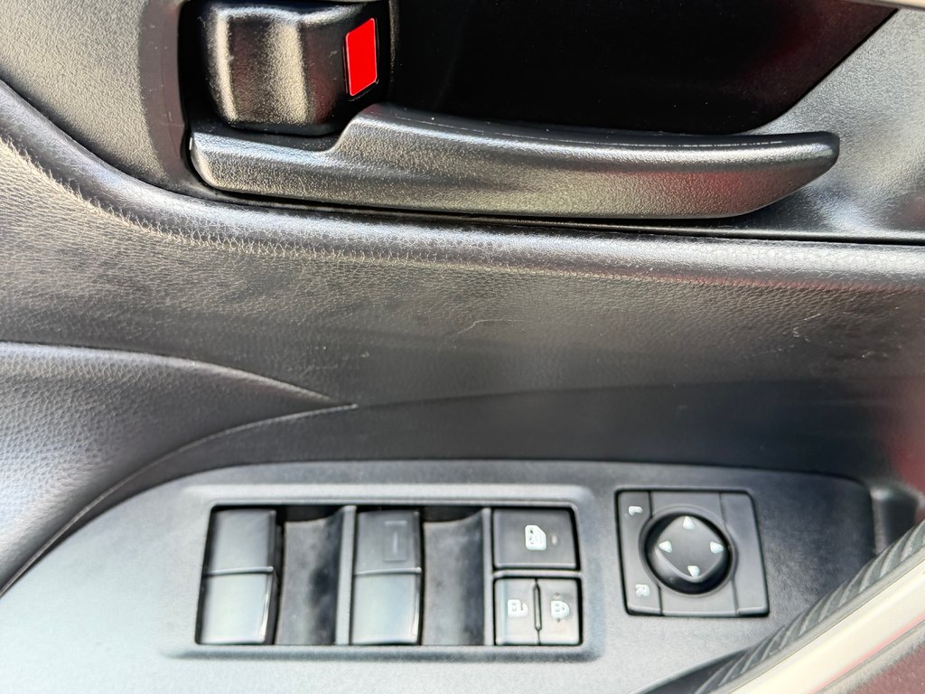 Toyota RAV4 LE AWD / TRÈS BAS KILOS 47.500KM / EXCELLENT VUS / 2020 à Thetford Mines, Québec - 28 - w1024h768px