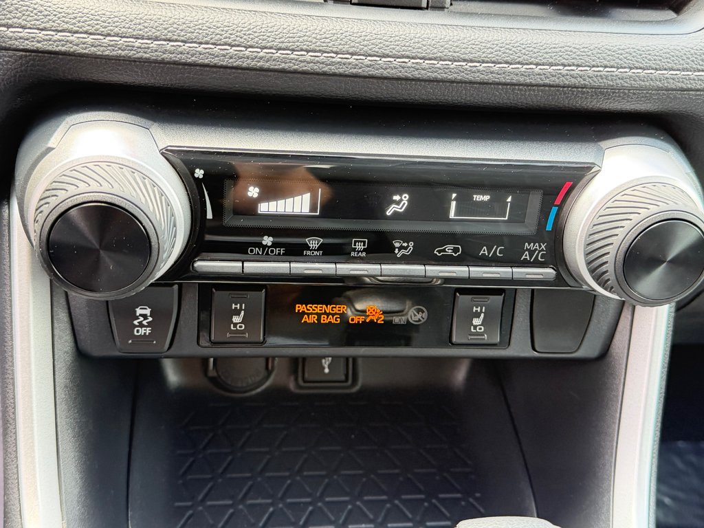 Toyota RAV4 LE AWD / TRÈS BAS KILOS 47.500KM / EXCELLENT VUS / 2020 à Thetford Mines, Québec - 39 - w1024h768px