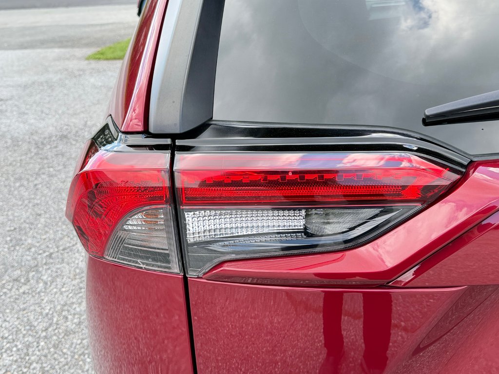 Toyota RAV4 LE AWD / TRÈS BAS KILOS 47.500KM / EXCELLENT VUS / 2020 à Thetford Mines, Québec - 21 - w1024h768px