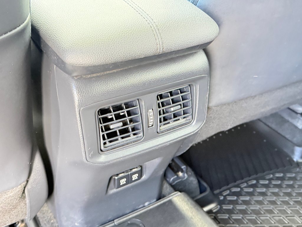2020 Toyota RAV4 TRAIL AWD / HITCH / 3.500BLS TOWING / in Thetford Mines, Quebec - 61 - w1024h768px