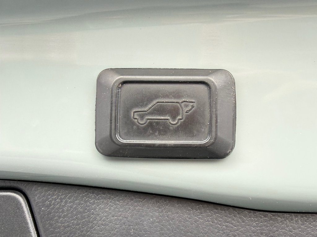 2020 Toyota RAV4 TRAIL AWD / HITCH / 3.500BLS TOWING / in Thetford Mines, Quebec - 67 - w1024h768px