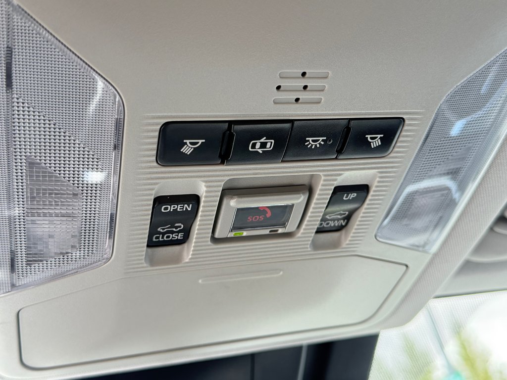 2020 Toyota RAV4 TRAIL AWD / HITCH / 3.500BLS TOWING / in Thetford Mines, Quebec - 57 - w1024h768px