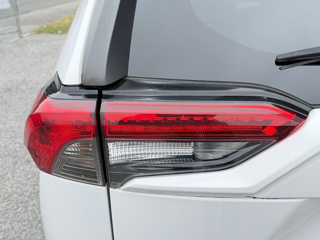 Toyota RAV4 LE AWD / LE MOINS CHER AU CANADA / GO !! / 2020 à Thetford Mines, Québec - 21 - w1024h768px