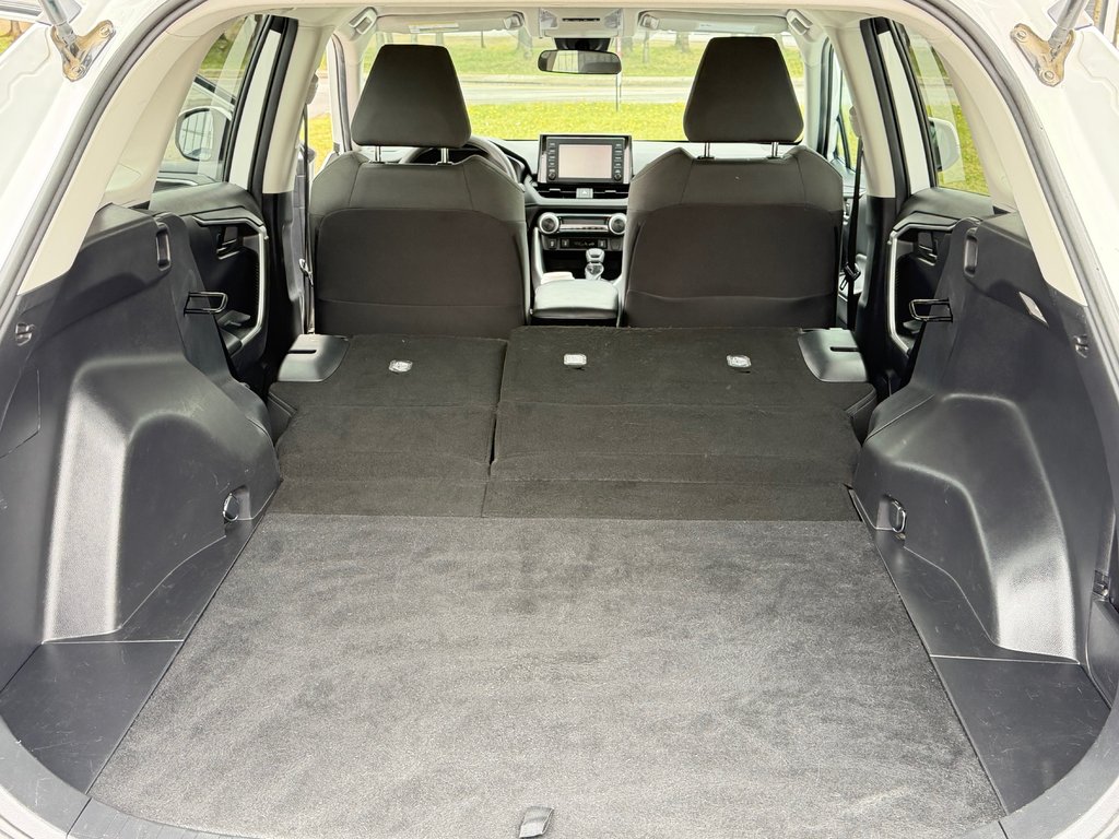 Toyota RAV4 LE AWD / LE MOINS CHER AU CANADA / GO !! / 2020 à Thetford Mines, Québec - 48 - w1024h768px