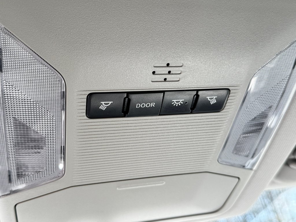 2021 Toyota RAV4 LE AWD / 1 SEUL PROPRIÉTAIRE / FIABILITÉ / in Thetford Mines, Quebec - 49 - w1024h768px