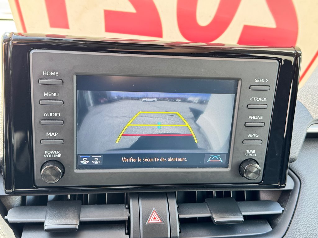 2021 Toyota RAV4 LE AWD / 1 SEUL PROPRIÉTAIRE / FIABILITÉ / in Thetford Mines, Quebec - 40 - w1024h768px