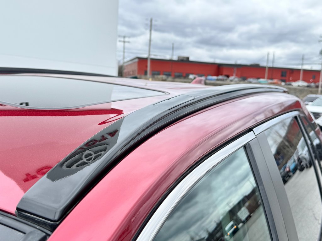 Toyota RAV4 HYBRIDE LIMITED AWD / TRÈS BAS KILOS / WOW !!! / 2021 à Thetford Mines, Québec - 21 - w1024h768px