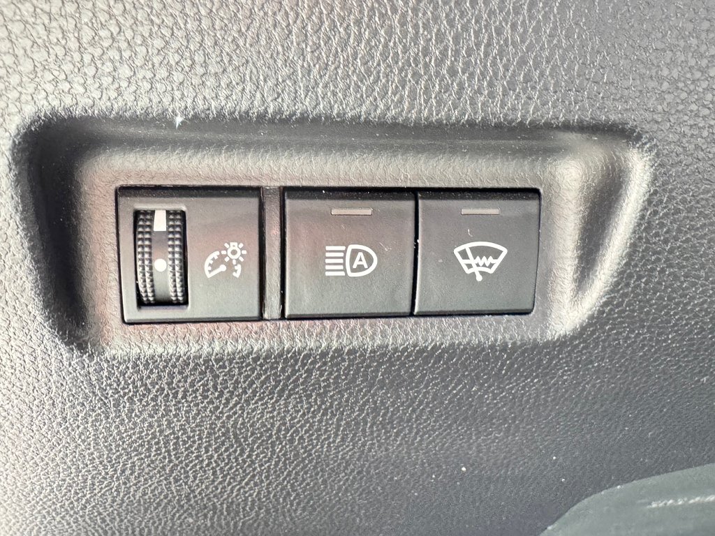Toyota RAV4 LE AWD / INSPECTÉ / CERTIFIÉ / 1 SEUL PROPRIÉTAIRE 2021 à Thetford Mines, Québec - 30 - w1024h768px