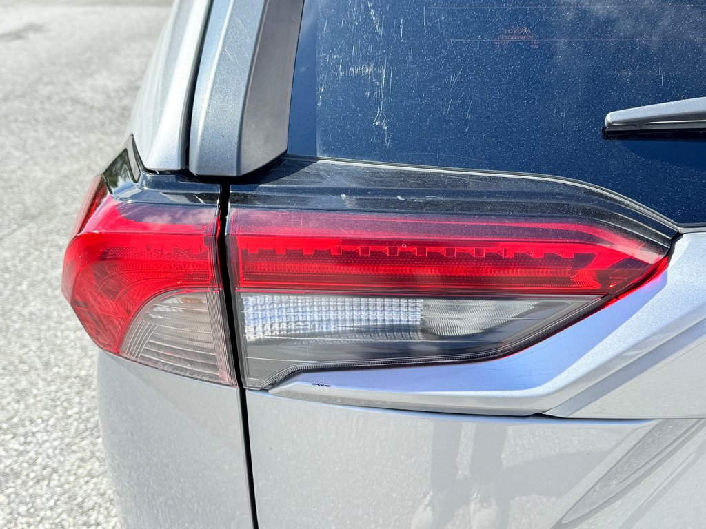 Toyota RAV4 LE AWD / INSPECTÉ / CERTIFIÉ / 1 SEUL PROPRIÉTAIRE 2021 à Thetford Mines, Québec - 21 - w1024h768px