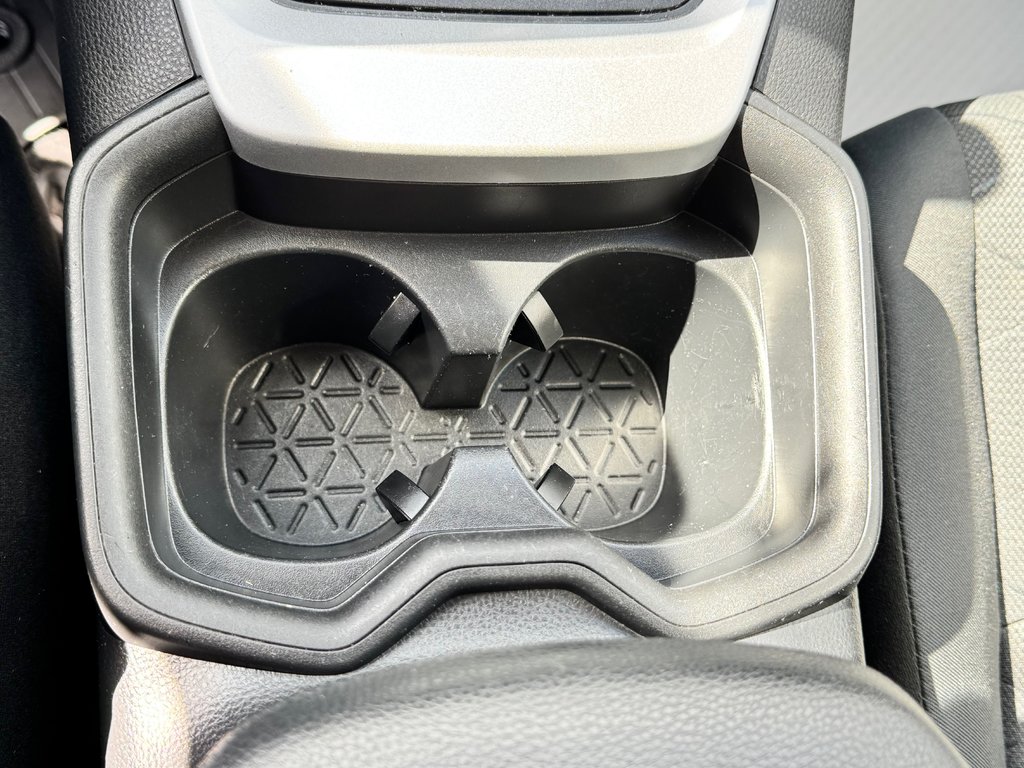 Toyota RAV4 LE AWD / INSPECTÉ / CERTIFIÉ / 1 SEUL PROPRIÉTAIRE 2021 à Thetford Mines, Québec - 45 - w1024h768px