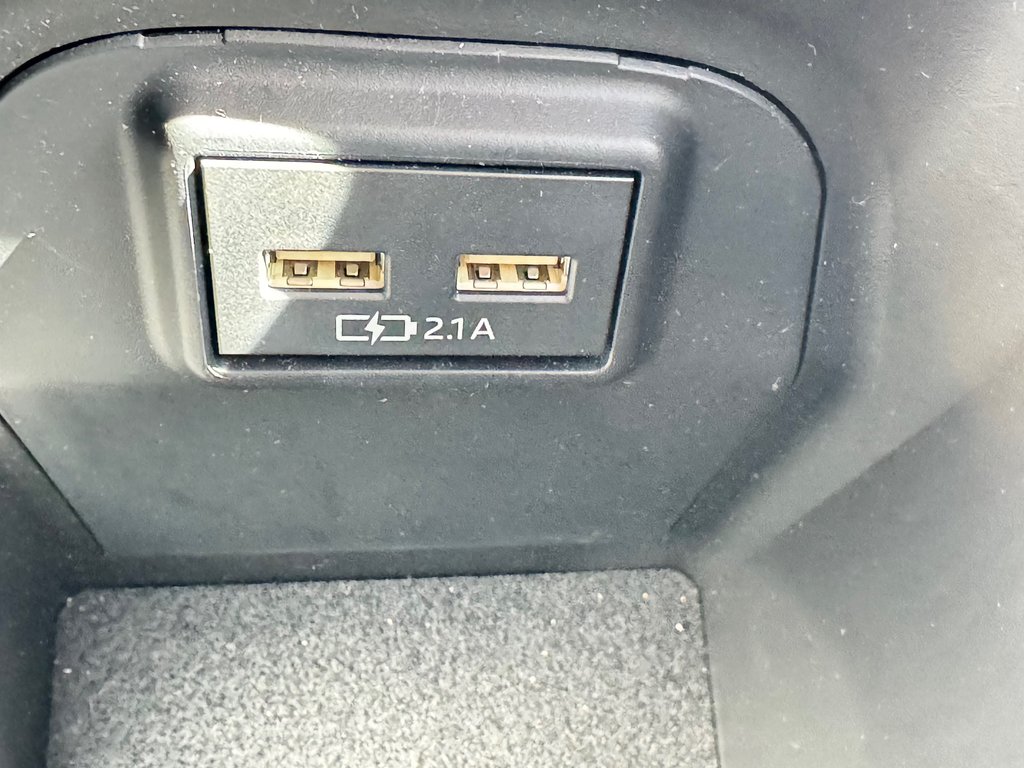 Toyota RAV4 XLE AWD / BAS KILOS / FIABILITÉ LÉGENDAIRE / 2021 à Thetford Mines, Québec - 52 - w1024h768px