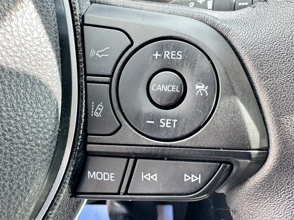 Toyota RAV4 XLE AWD / BAS KILOS / FIABILITÉ LÉGENDAIRE / 2021 à Thetford Mines, Québec - 39 - w1024h768px