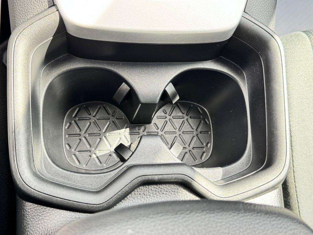 Toyota RAV4 XLE AWD / BAS KILOS / FIABILITÉ LÉGENDAIRE / 2021 à Thetford Mines, Québec - 49 - w1024h768px
