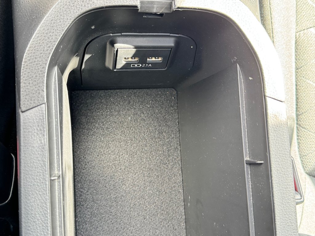 Toyota RAV4 XLE AWD / BAS KILOS / FIABILITÉ LÉGENDAIRE / 2021 à Thetford Mines, Québec - 51 - w1024h768px