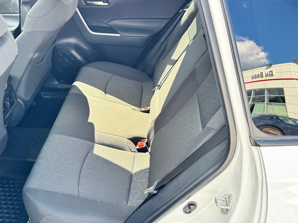 Toyota RAV4 XLE AWD / BAS KILOS / FIABILITÉ LÉGENDAIRE / 2021 à Thetford Mines, Québec - 57 - w1024h768px