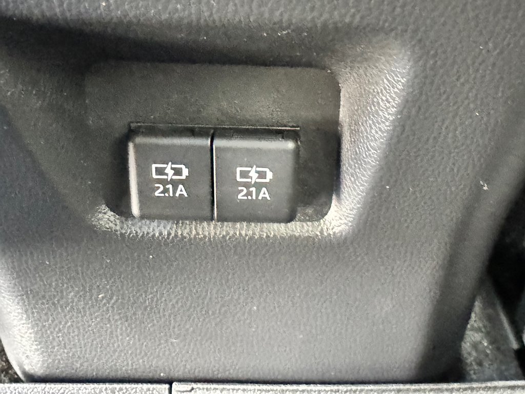 Toyota RAV4 XLE AWD / BAS KILOS / FIABILITÉ LÉGENDAIRE / 2021 à Thetford Mines, Québec - 61 - w1024h768px