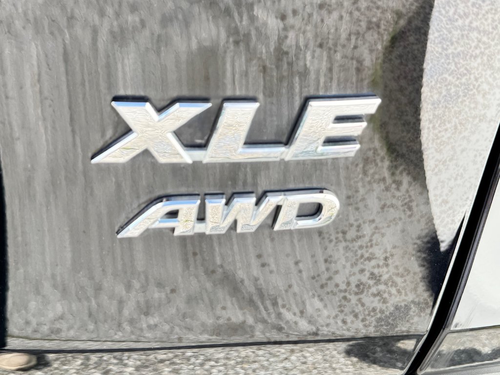 Toyota RAV4 XLE AWD / PEA 22-03-26=100KM / SUPER DEAL / 2021 à Thetford Mines, Québec - 26 - w1024h768px